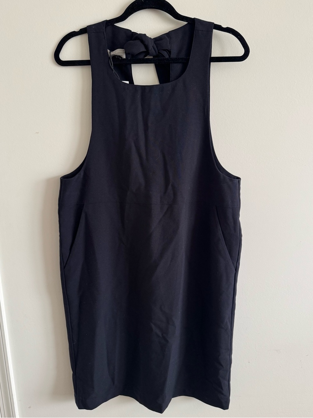 Sleeveless Navy Shift Dress